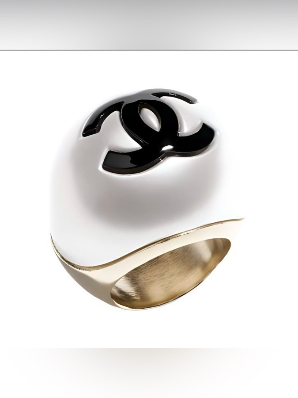 💍 ChaneI. Pearl Logo Ring WOMENS SIZE -8 Gold- Tone Standout black logo 💍